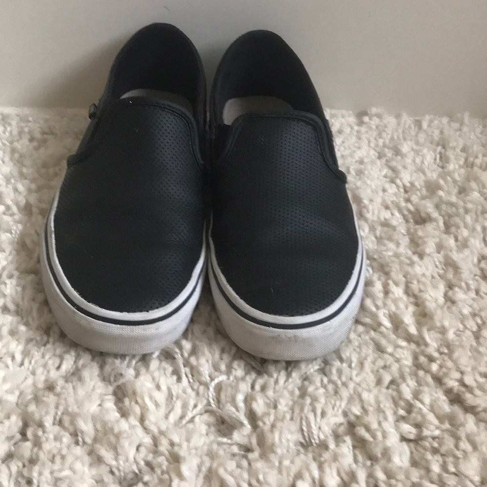 Women’s vans size 6